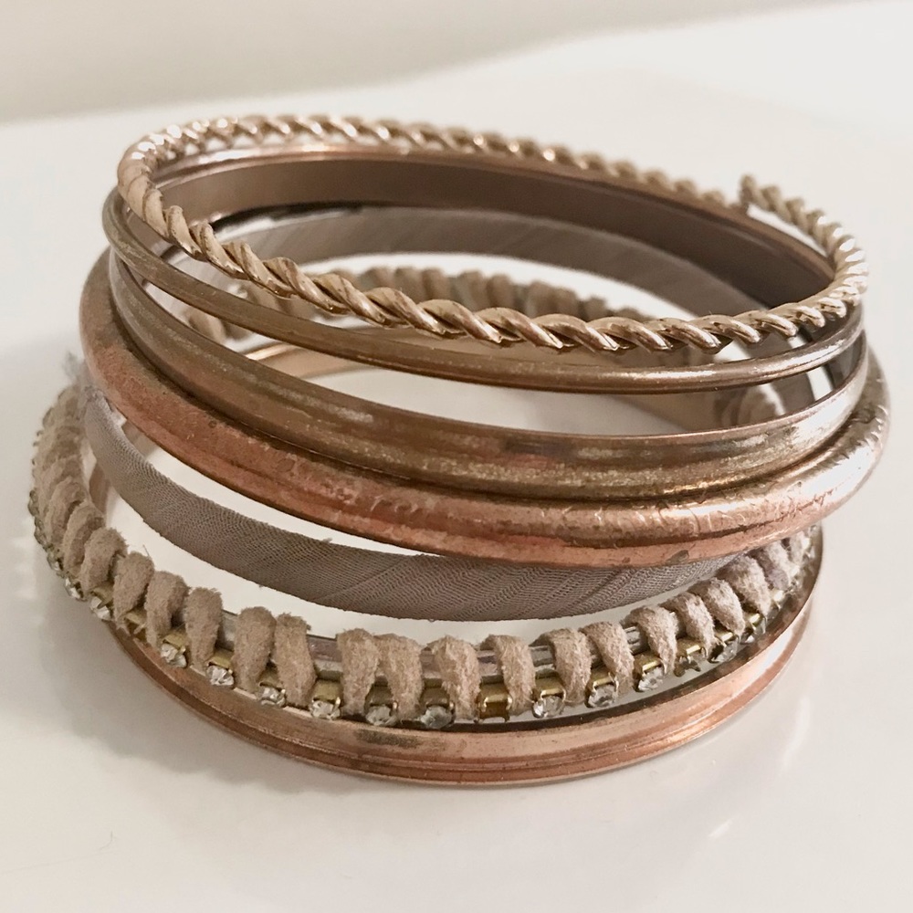 🌟HOST PICK🌟 H&M Rose gold bangles bracelet